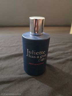 Juliette Has A Gun - GENTLEWOMAN 100