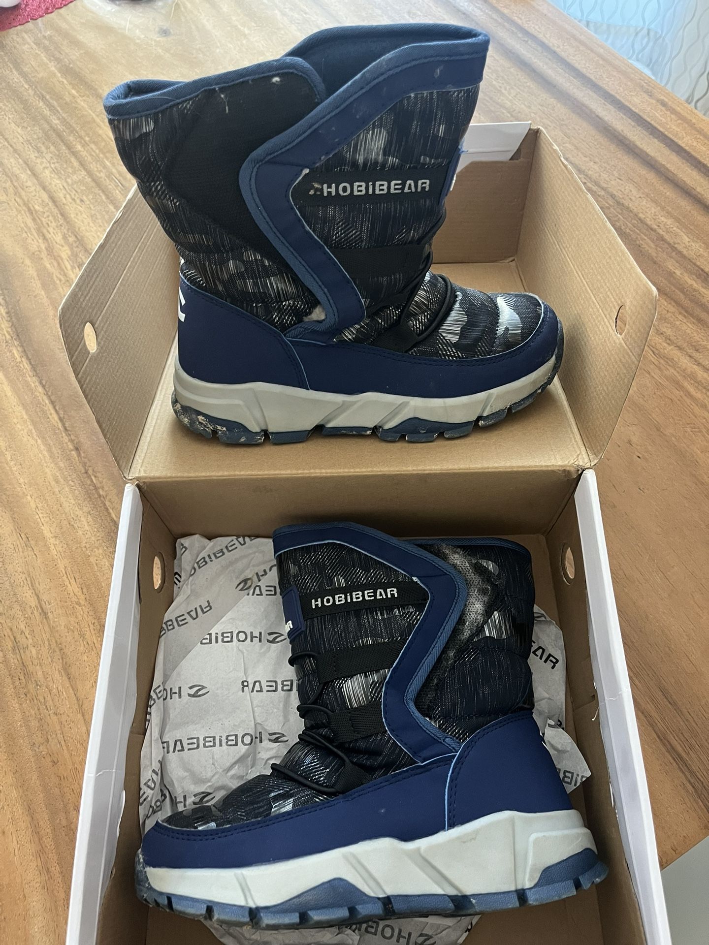Kids Snow Boots Size 2 - Very Warm