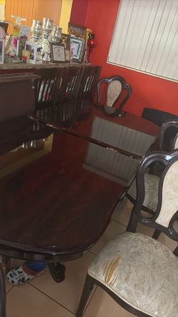 Need gone asap. Dining table with 6 chairs.