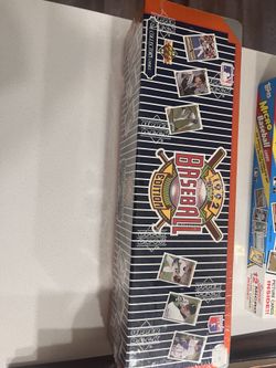 factory-sealed 1992 Upper Deck Baseball complete set box