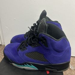 Jordan 5 Alternate Grape 
