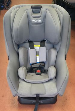 Nuna Rava convertible car seat