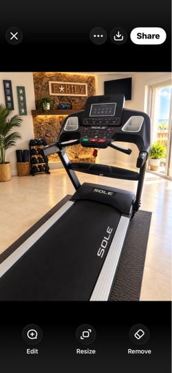 SOLE TT8 Treadmill