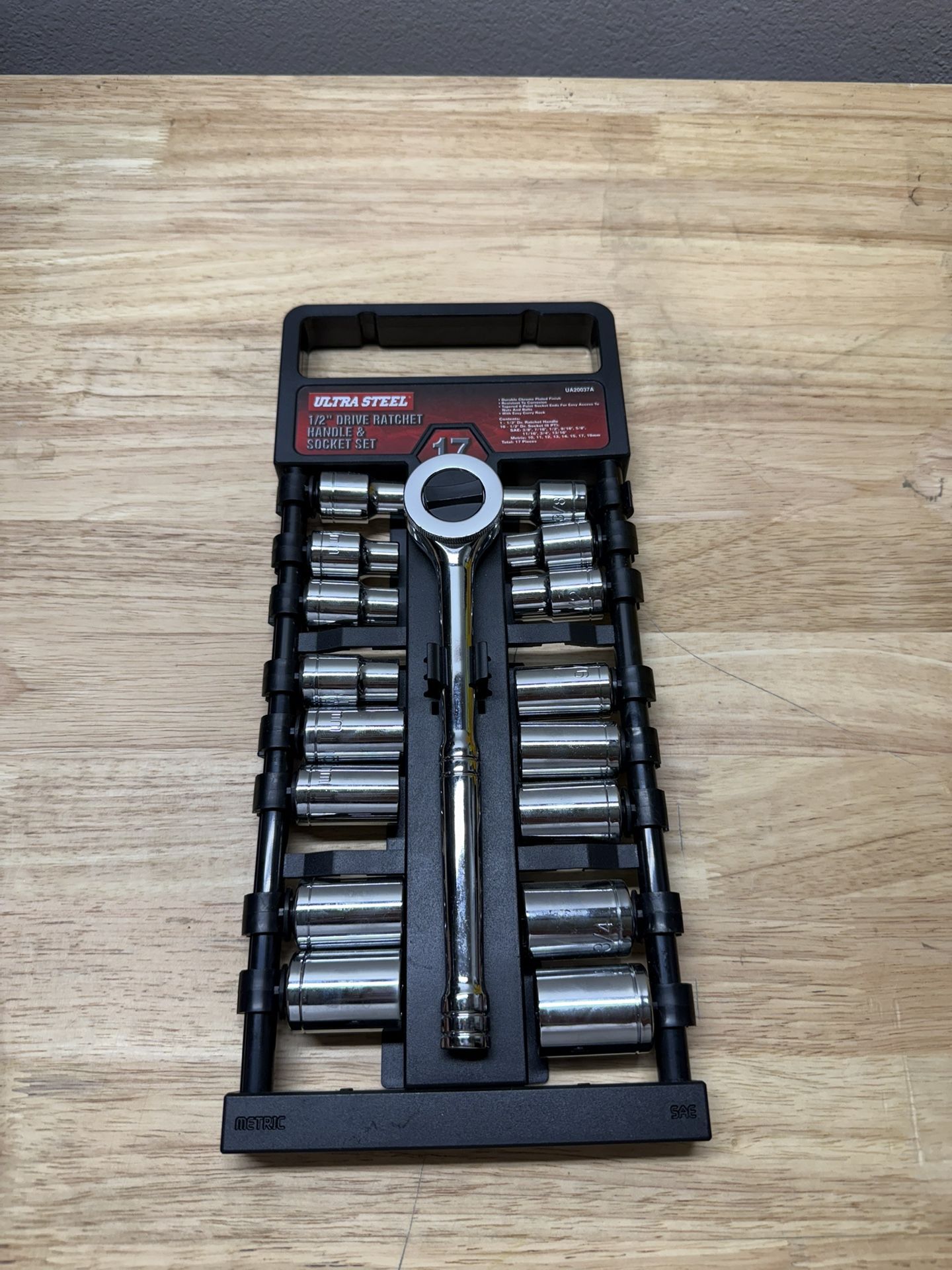 UltraSteel 19 Piece 3/8 Inch Drive 6 Point SAE, Metric Socket Set