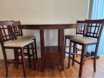 Dining room table & chairs (4) - Bar Height