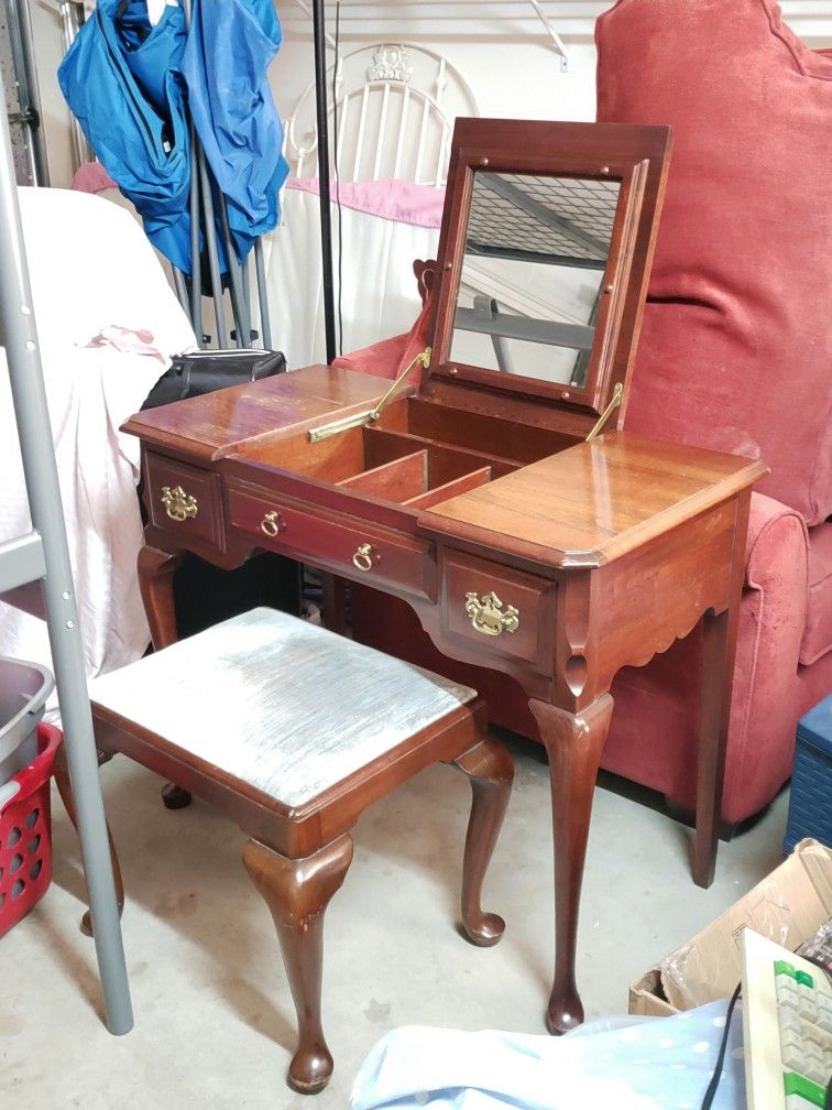 Vintage Vanity With Stool, Used Cherry Wood Pop Up Vanity