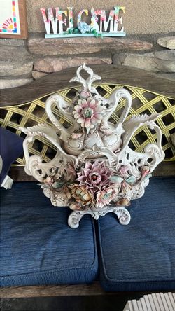 Italian capidimonte decoration beautiful