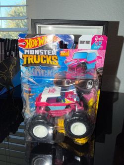 2024 HOT WHEELS 1:64 MONSTER TRUCKS PINK BARBIE 65th MEYERS MANX MONSTER TRUCK