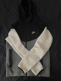 nike tech