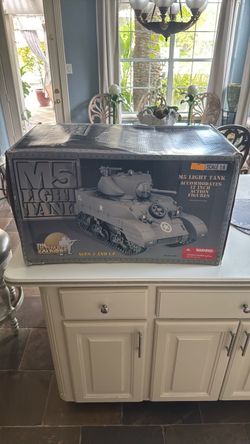 The Ultimate Soldier M5 Light Tank 1:6 Scale
