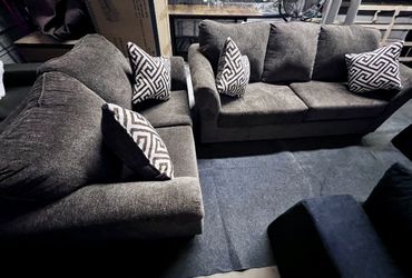 Holidays Are Here And You Need Sofas For The Family. We Have You Covered.  Zero Down And No Interest. Hurry!