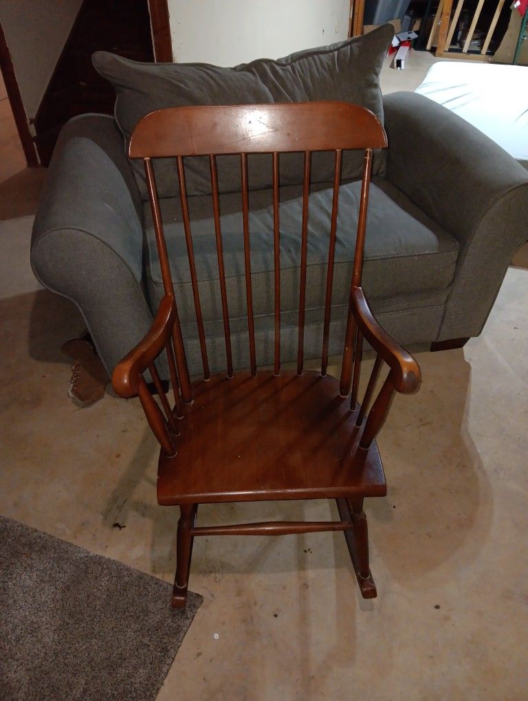 Rocking Chair 