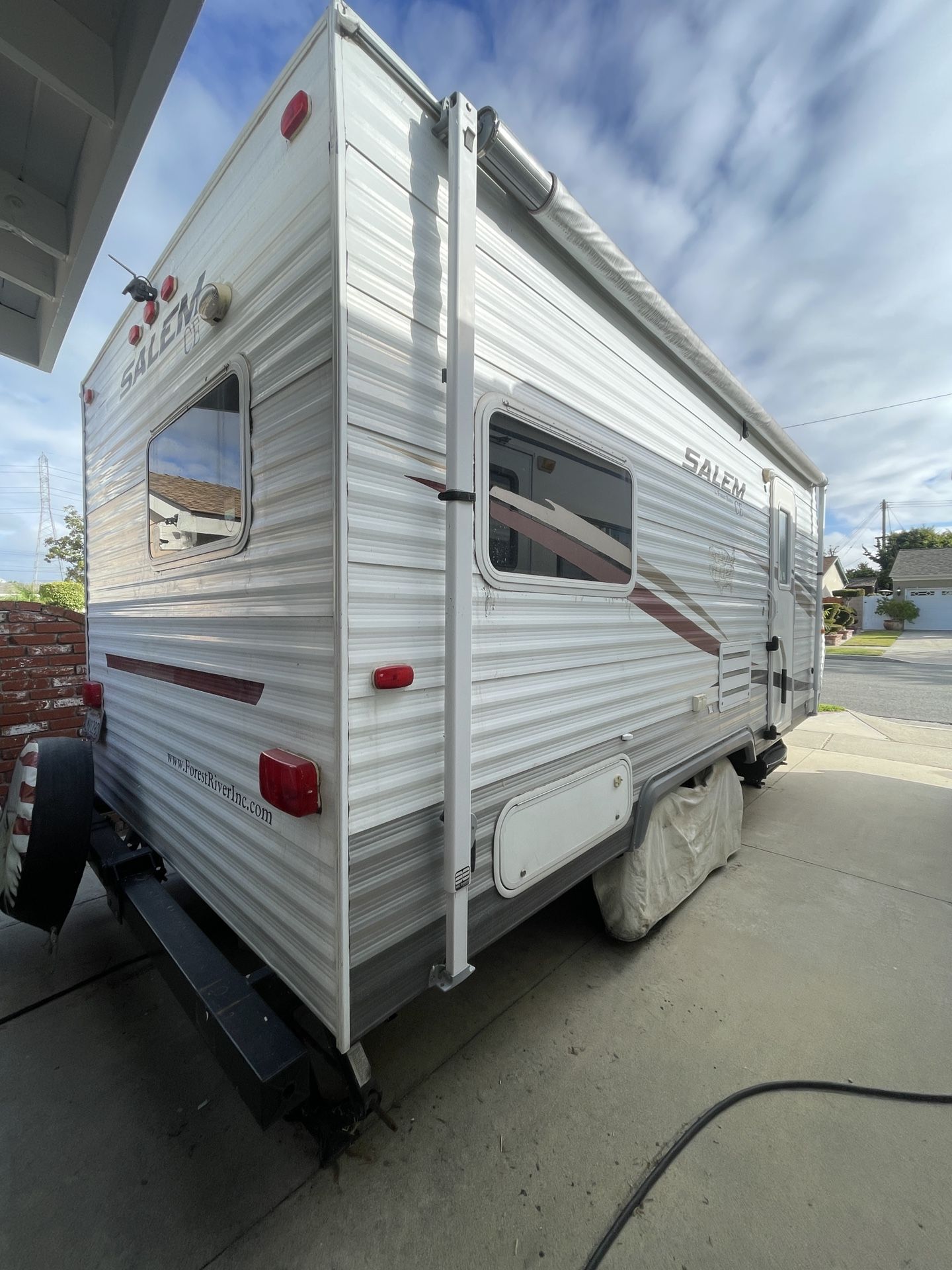  Travel Trailer 2009