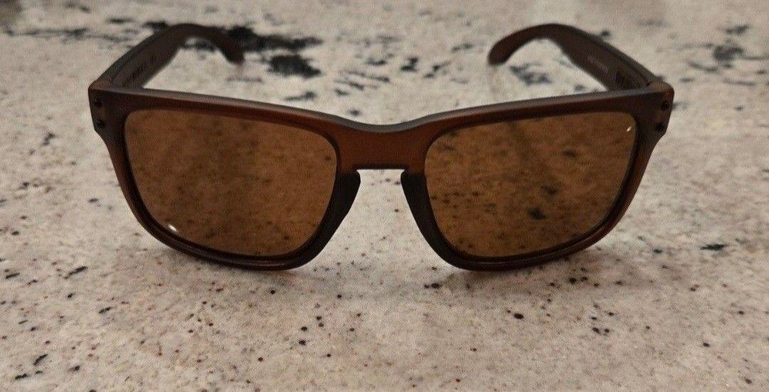 Oakley Holbrook Style Sunglasses 