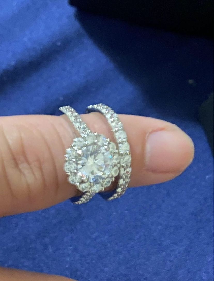 Swarovski crystal sterling layered over platinum wedding ring set Size 6