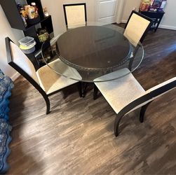 Elegant Round Glass Dining Table + 4 Upholstered Chairs
