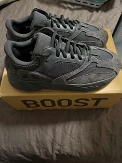 Yeezy 700