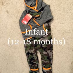 NORTH FACE / SOFT Baby Onesie Fuzzy Fleece Sweatshirt Jacket Coat  / Infant (12-18 months) / Retails $100 +Tax / Brand New w/ Tags! / Camo & Grey