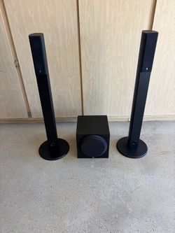 Yamaha rear surround sound tower speakers with subwoofer