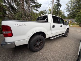 Ford F-150 4x4 Crew Cab Pickup Truck