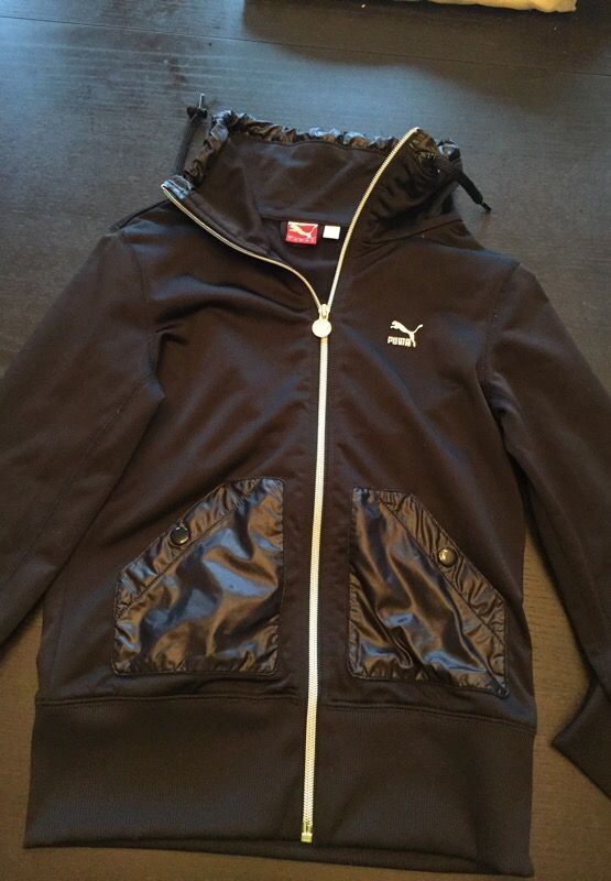 Puma women’s size small