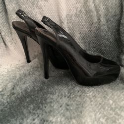 Steve Madden Black Leather Stilettos 