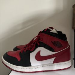 Women’s Air Jordan 1 Mid Size 10
