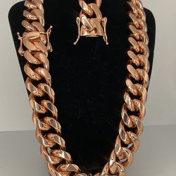 🌹ROSE GOLD CUBAN LINK🌹