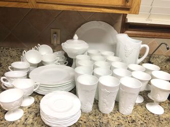 Milk Glass set