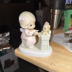 Precious Moments “Sharing “ Figurine 