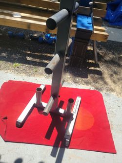 BODY SOLID 2" HOLE BAR AND PLATE RACK.  2 BAR SPOTS AND 6 PLATE HORNS 
11525 S HALSTED/7111 S WESTERN 
80$  CASH ONLY AS IS