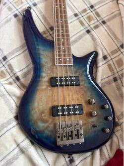Jackson Spectra JS3Q Bass Guitar