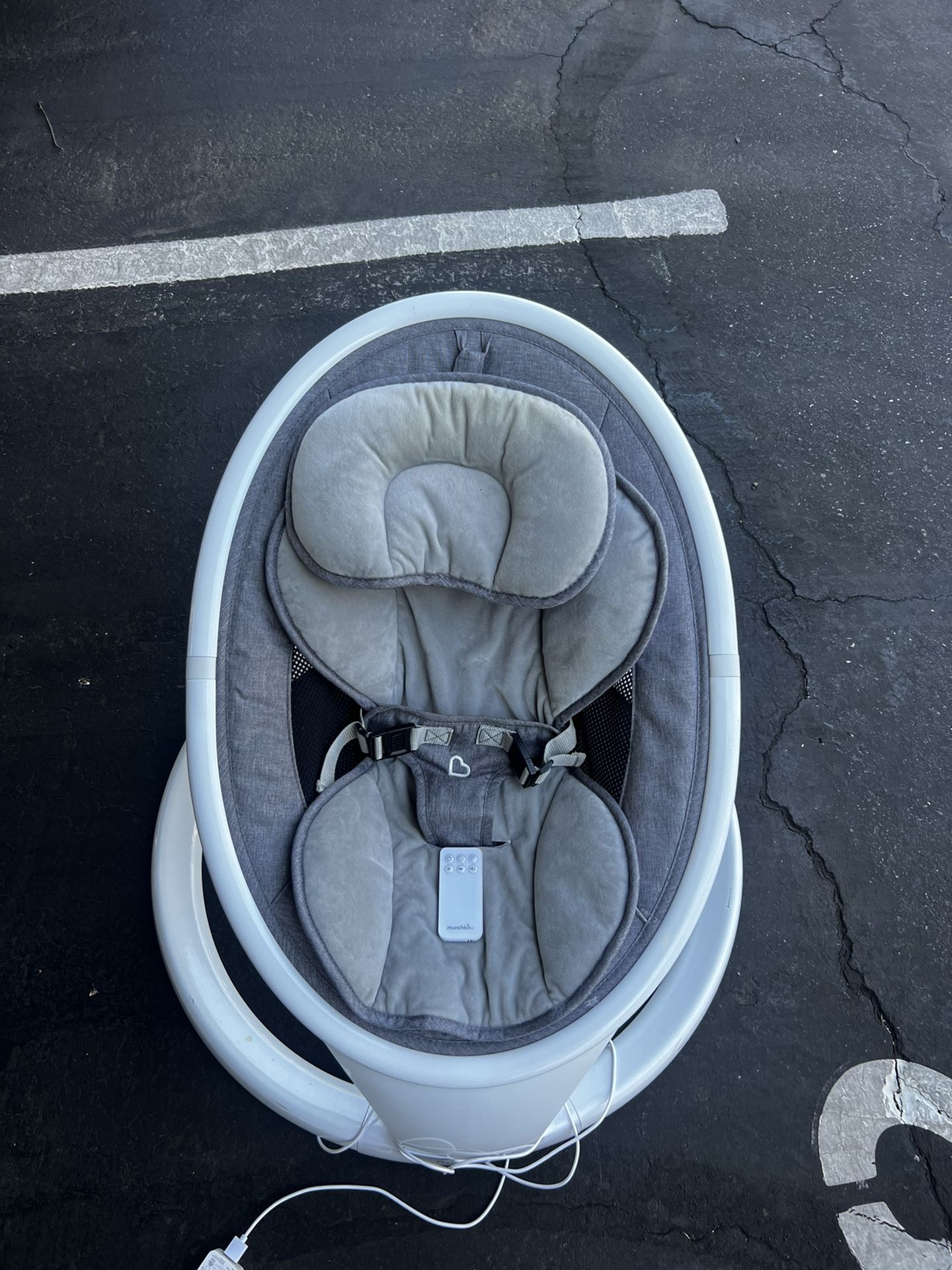 Munchkin Baby Bluetooth Swing