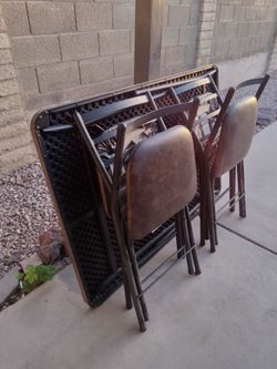 TABLE AND CHAIR VERY GOOD CONDITION