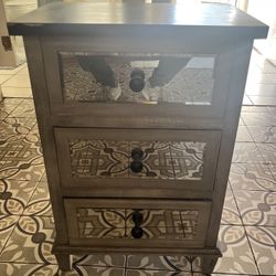 3 Drawer Stand With Mirror Front