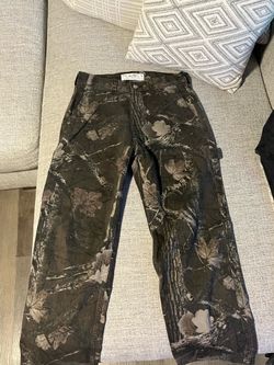 Hollister  W28 L30