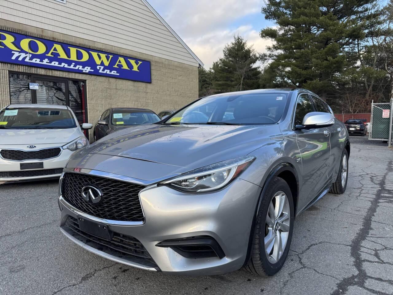 2018 INFINITI Qx30