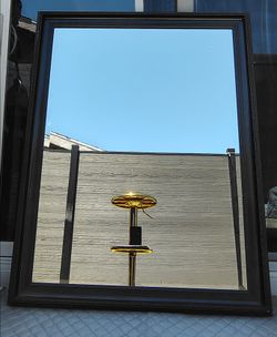 Large mirror with black frame – Pre-owned