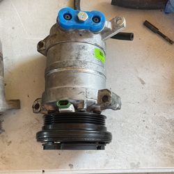 AC Compresor New For Chevy Truck