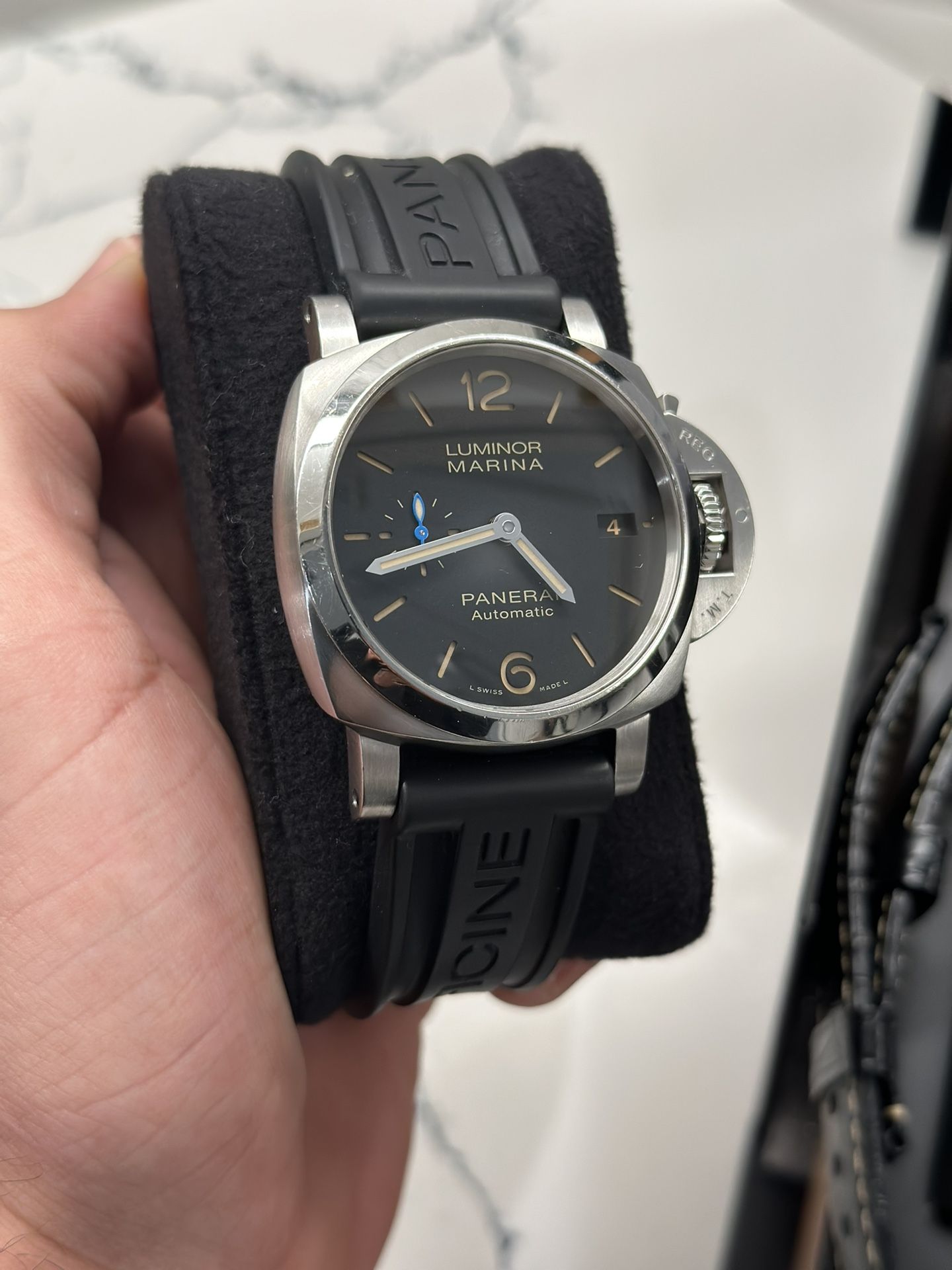 Panerai Luminor 1392 42mm *discontinued*