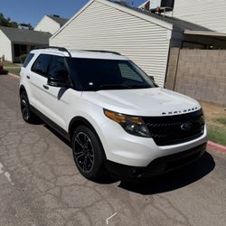 2014 Ford Explorer