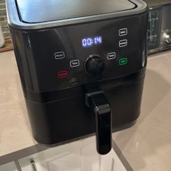 Instant Air Fryer Giving Away