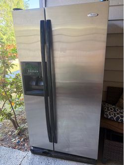 Whirlpool side by side fridge