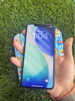 iPhone 11 Pro Max – 512GB - Gray - (Unlocked) – Like New