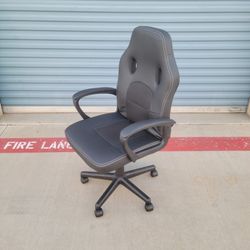 Computer Gaming Rolling Office Chair Height Adjustable And Tilt 