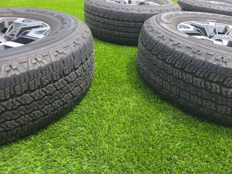 Toyota Tacoma Wheel & Tires