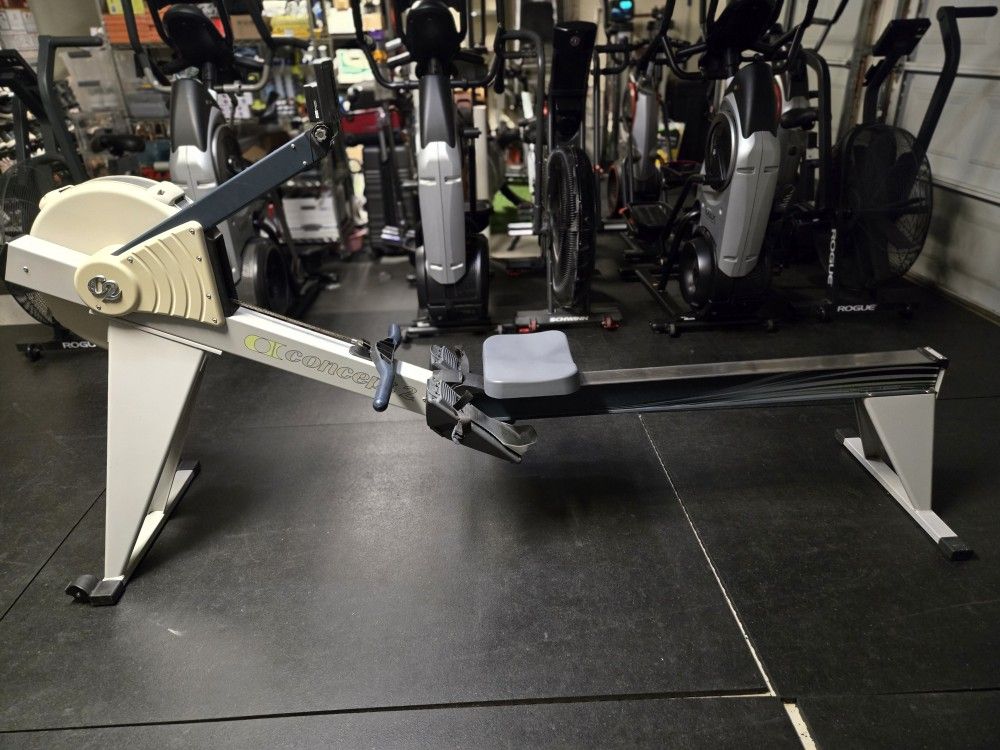 Concept 2 Model E PM5 Rower Rowing Machine Rowerg