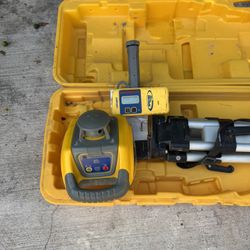 Spectra Precision LL100 Laser Level, Self-Leveling laser with HR320 Receiver