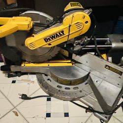 Dewalt 12” Miter Saw