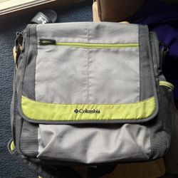 COLUMBIA Timeless Travel Diaper Bag - Used only a handful of times 